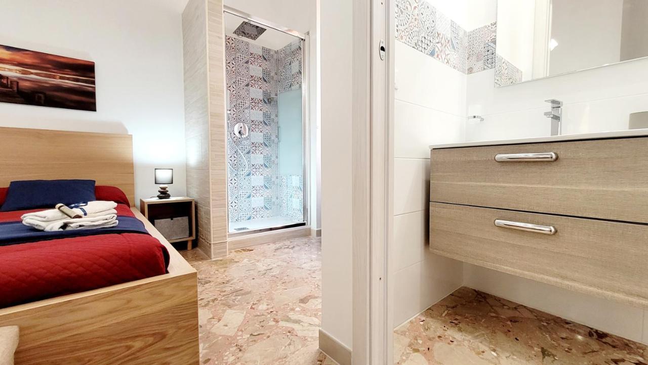 Zanzi 'S Charming Rooms Avola Exteriör bild
